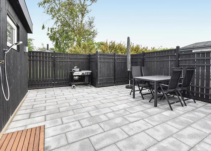 Lille Ron Nyaraló *